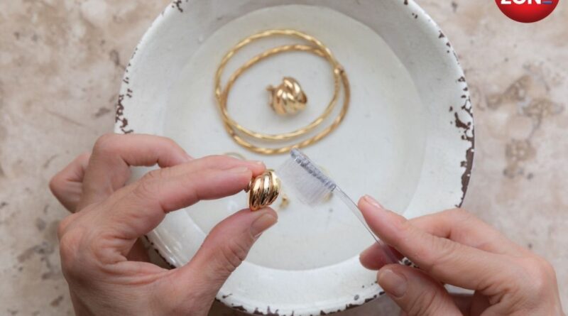 Gold and Silver Jewellery Cleaning Tips