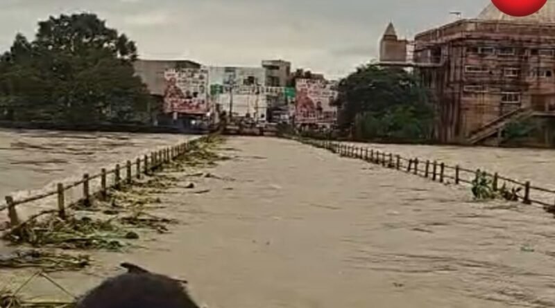 Kharun River Water Level